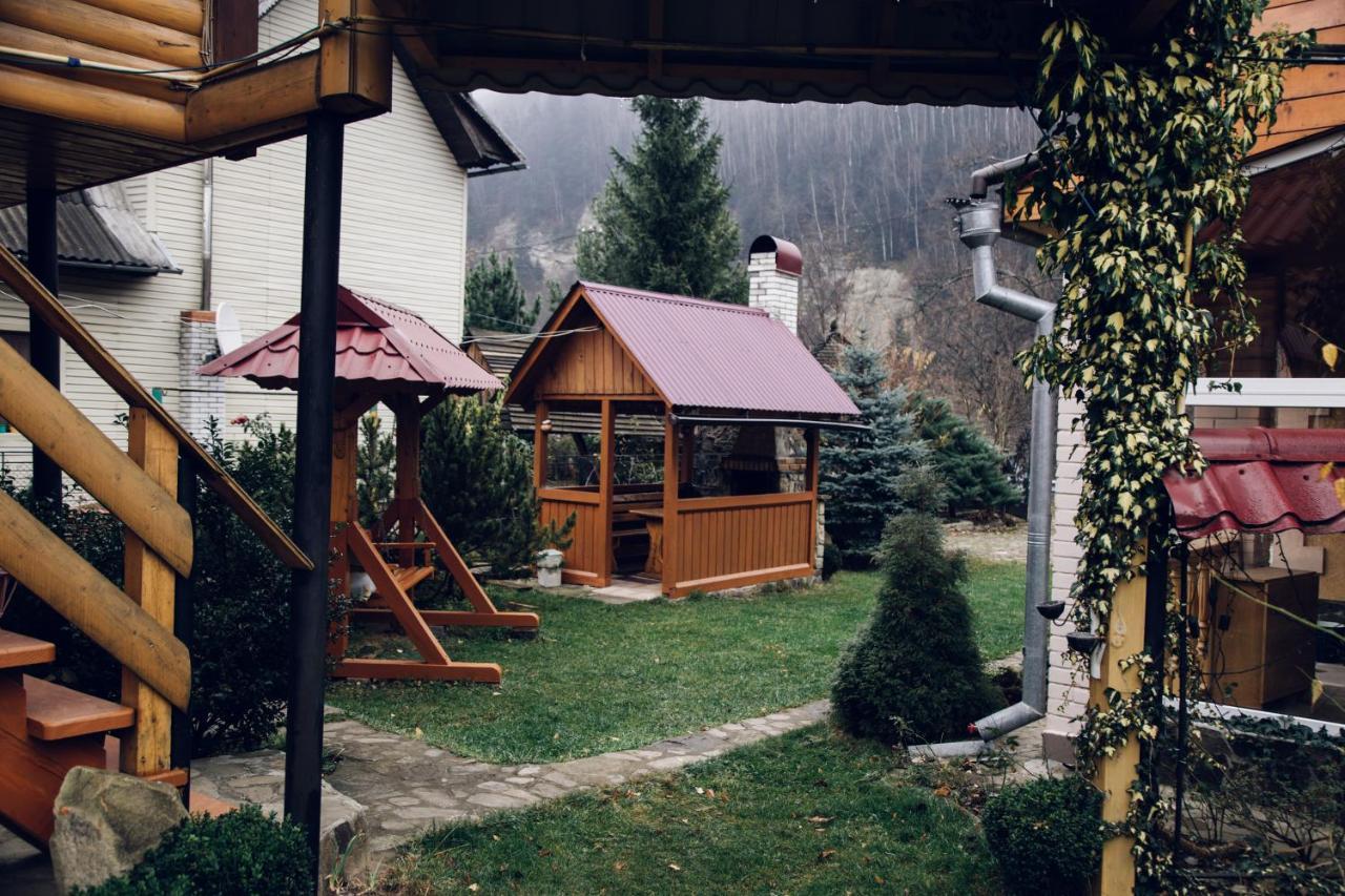 Cottage Nezabudka Jaremtsje Buitenkant foto